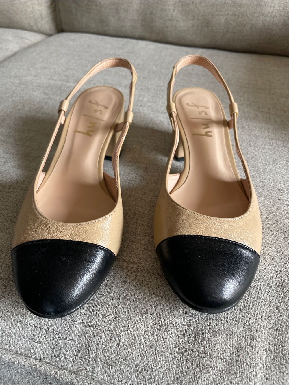 FS/NY Beige and Black Slingback Pumps
